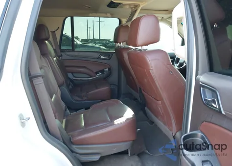 2017 Chevrolet Tahoe Premier z USA, uszkodzony, nr VIN 1GNSCCKC1HR336229